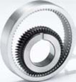 Internal gear hobbing